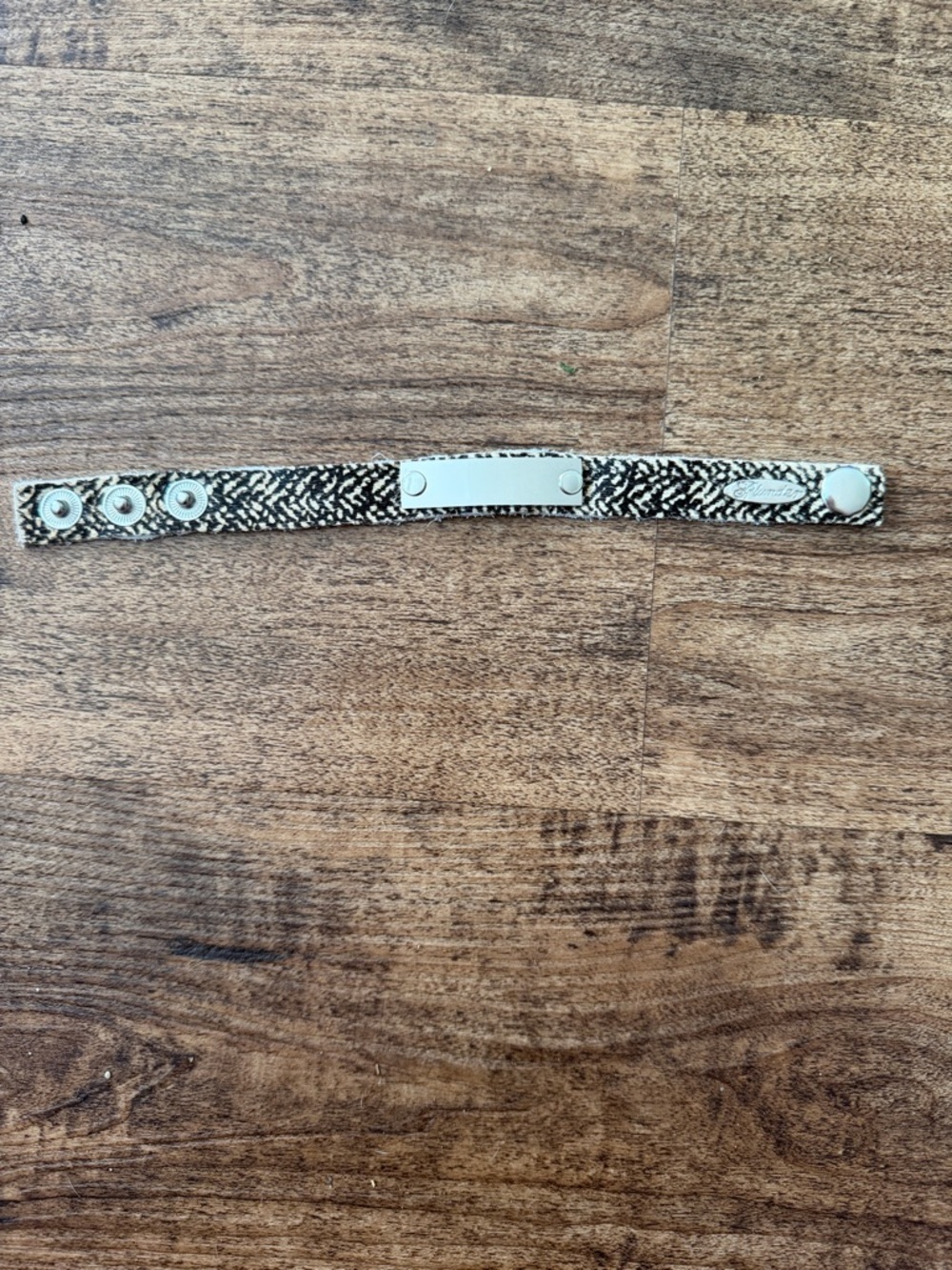 Snap Bracelet with Black and Cream Pattern engraveable